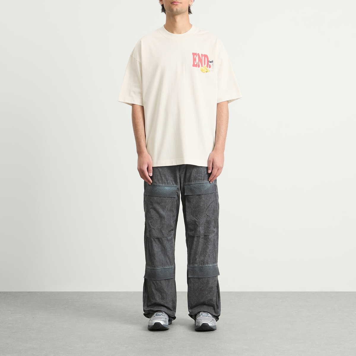 END. Coastal Fish Bar Eat In T-Shirt in Ecru