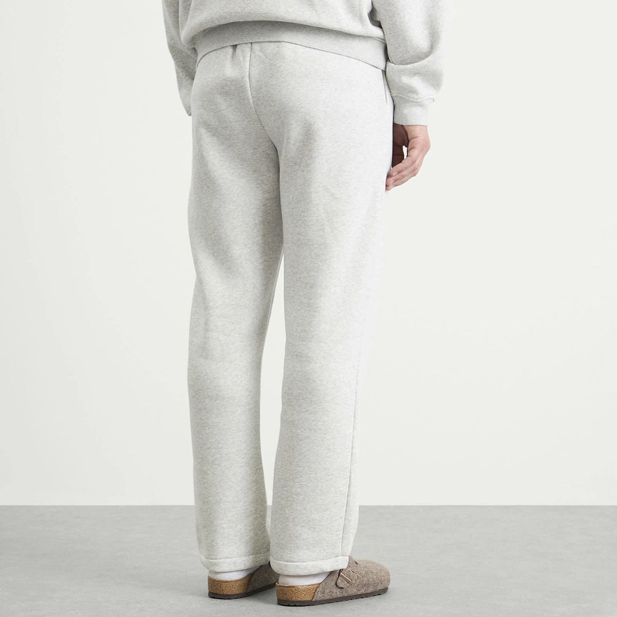 SKIMS Men's Straight Leg Sweatpants in Light Heather Grey
