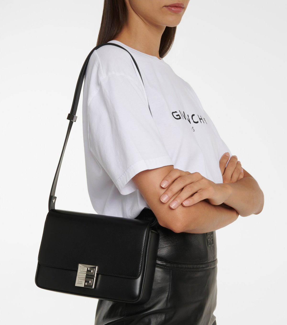 Givenchy - 4G Medium leather crossbody bag Givenchy