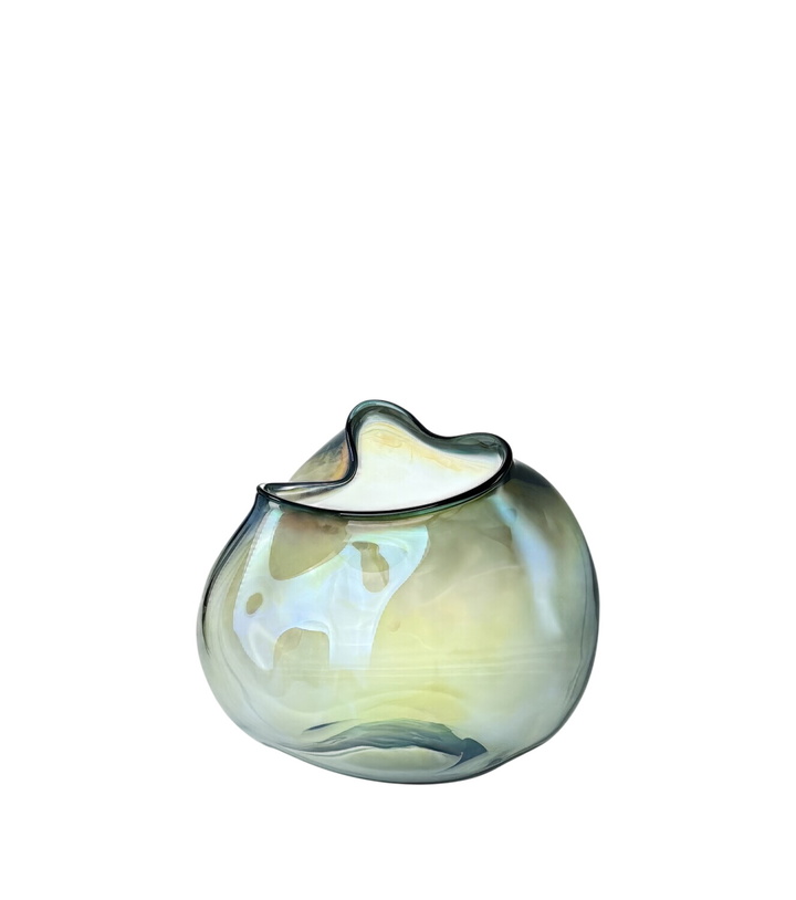 Photo: Alexa Lixfeld Desert glass vase