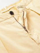 Incotex - Straight-Leg Pleated Cotton-Blend Poplin Trousers - Yellow