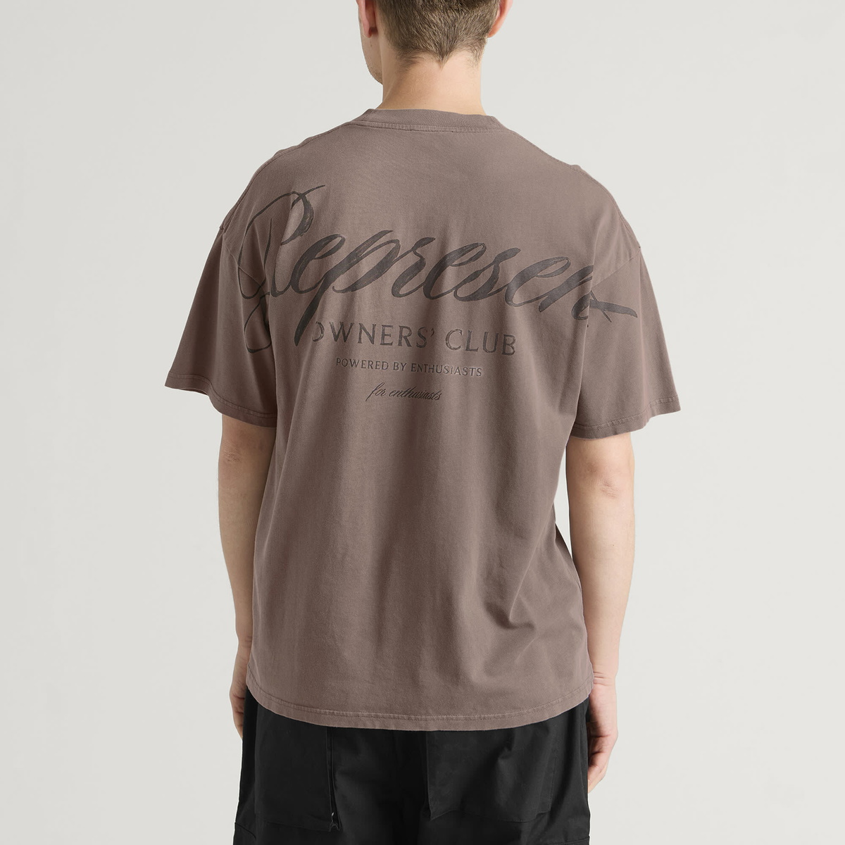 Represent Men's Owners Club Script T-Shirt in Truffle