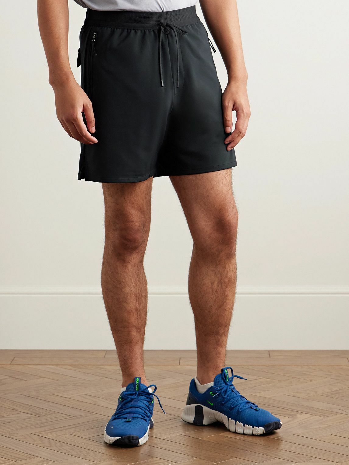 Nike Training - A.P.S Straight-Leg Dri-FIT ADV Shorts