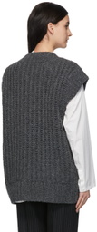 AMI Paris Grey Hand-Knitted V-Neck Oversize Vest