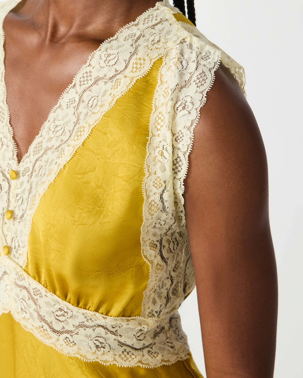 Steve Madden Elinor Top in Mustard
