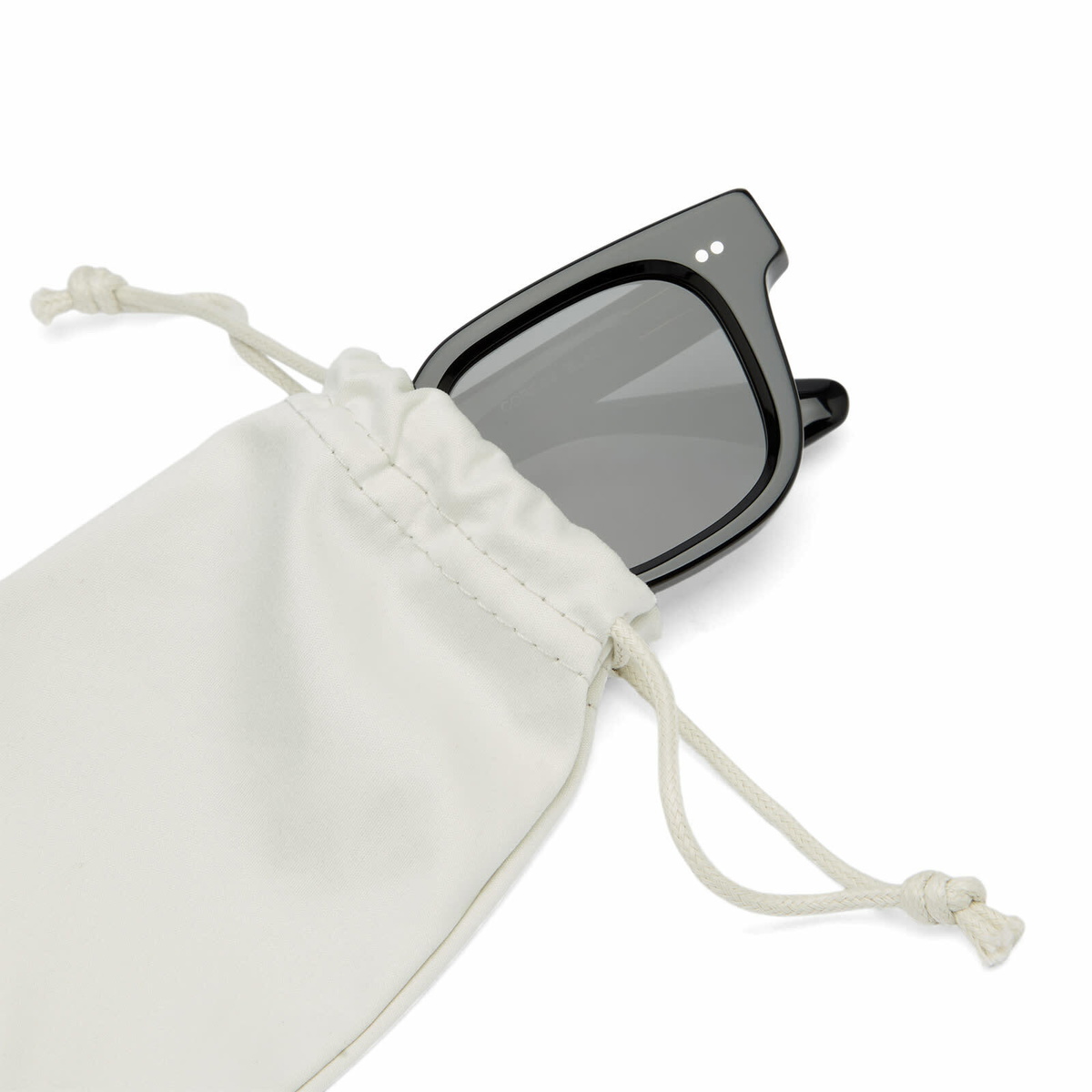 CHIMI 04.2 Sunglasses in Black 
