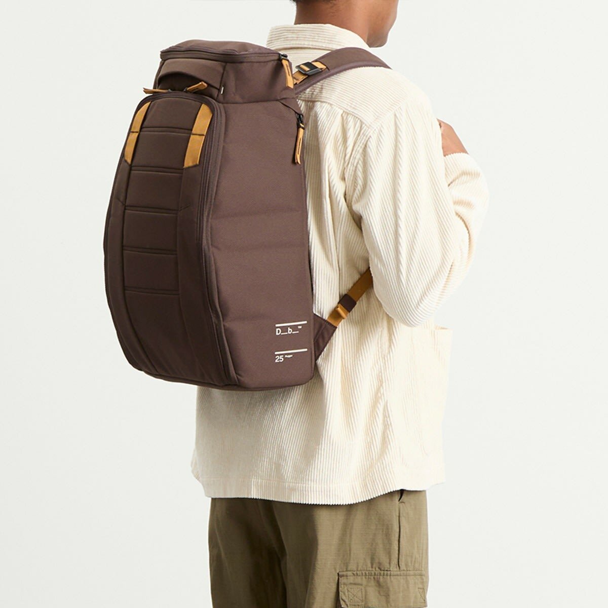 Db Journey Hugger Backpack - 25L in Espresso 