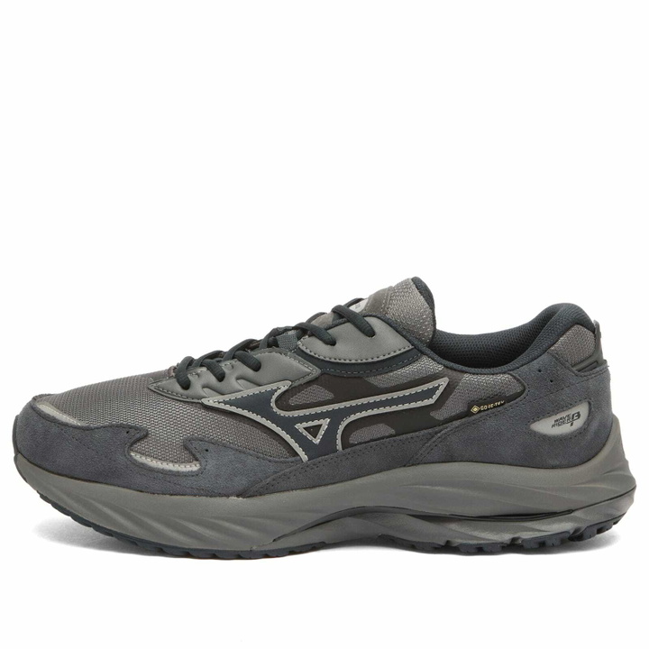 Photo: Mizuno WAVE RIDER β GTX Sneaker in Quiet Shade/Vulcan/Silver