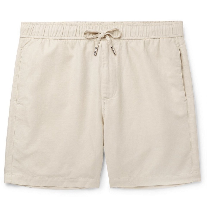 Photo: Mr P. - Linen Drawstring Shorts - Off-white