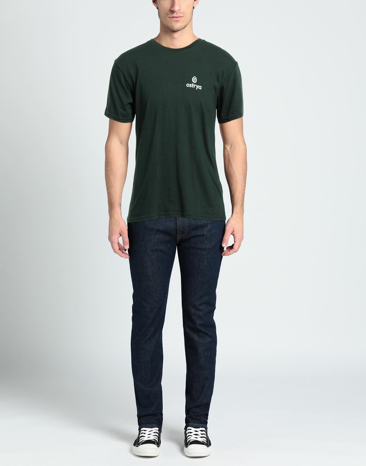 Ostrya Mens T-shirt in Dark green