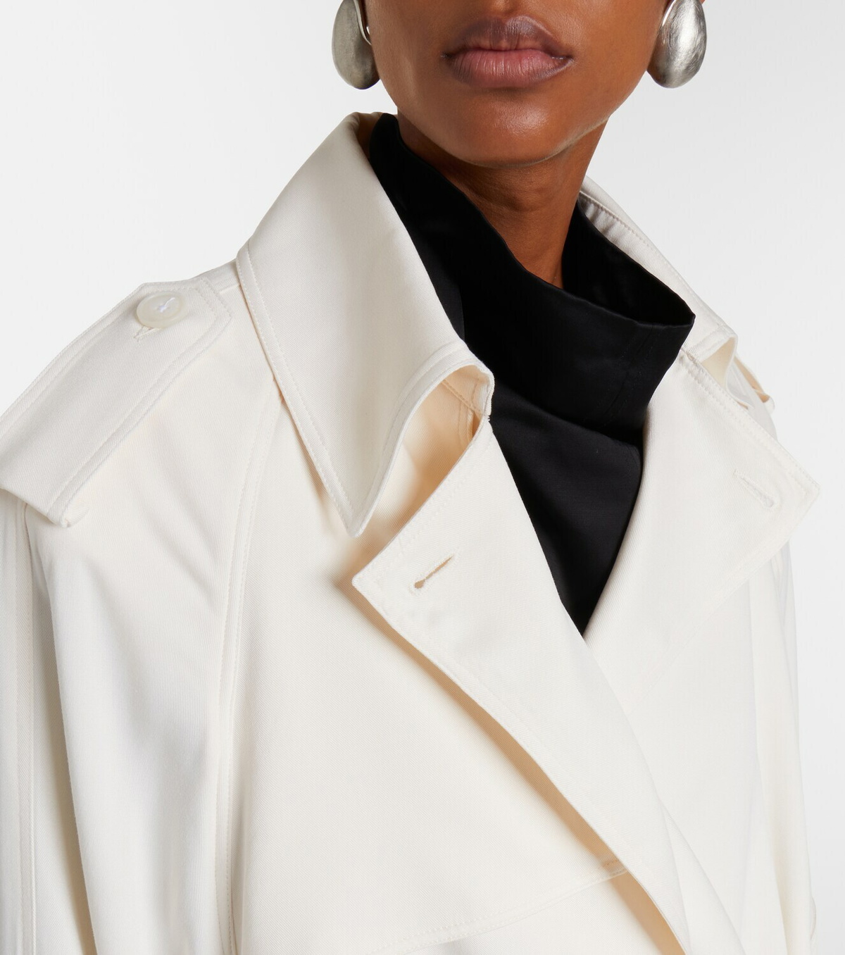 The Frankie Shop Elva cropped trench coat