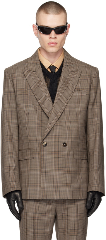 Photo: Ernest W. Baker Beige Check Blazer