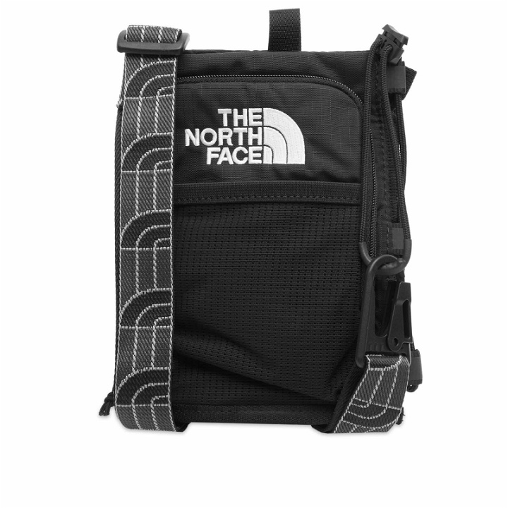 Photo: The North Face Women's Borealis Water Bottle Holder in TNF Black