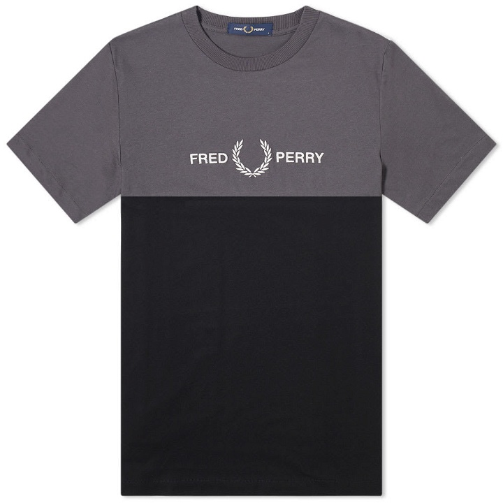 Photo: Fred Perry Authentic Block Logo Tee