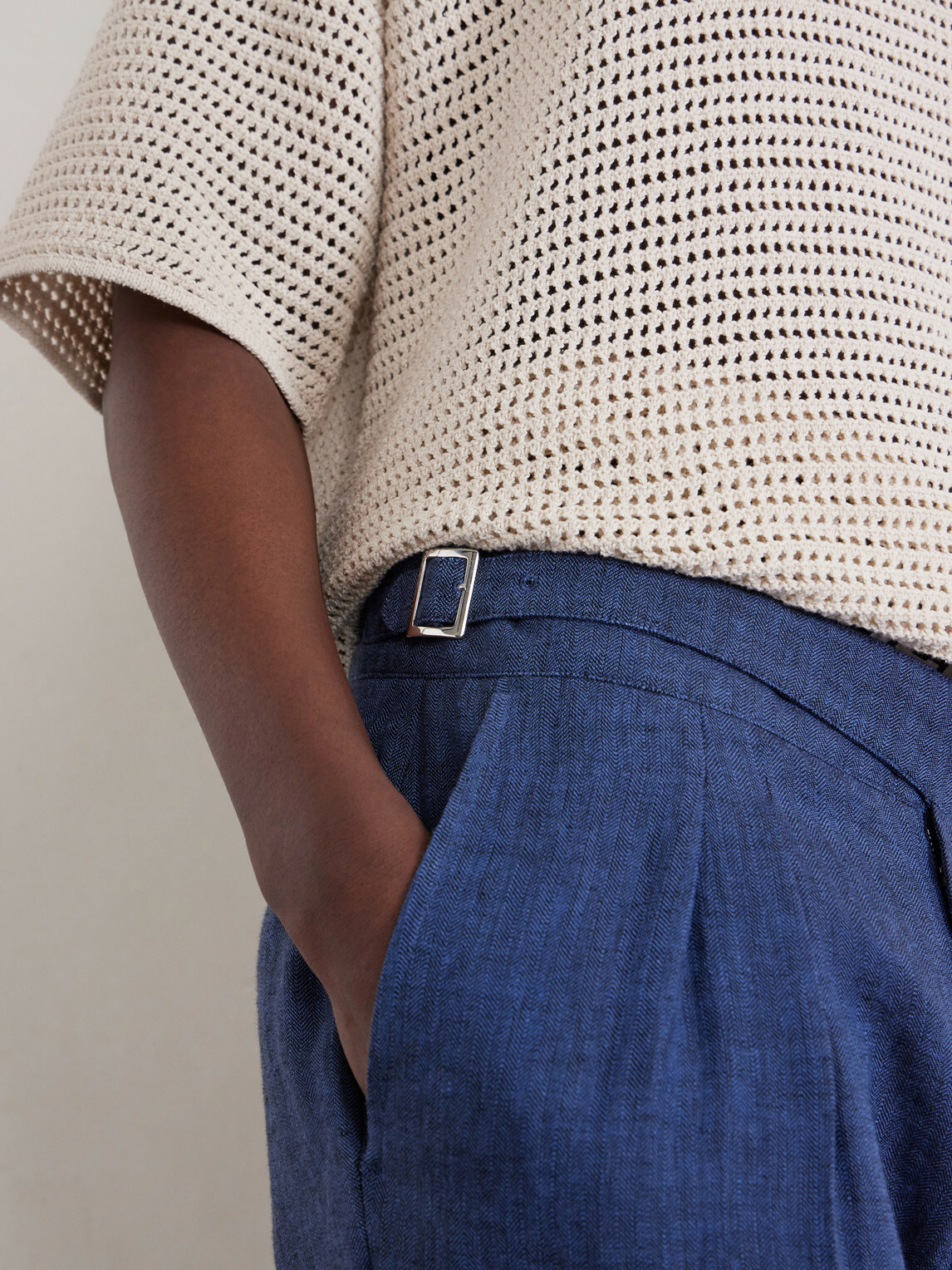 Mr P. - Steve Tapered Pleated Herringbone Linen Trousers - Blue