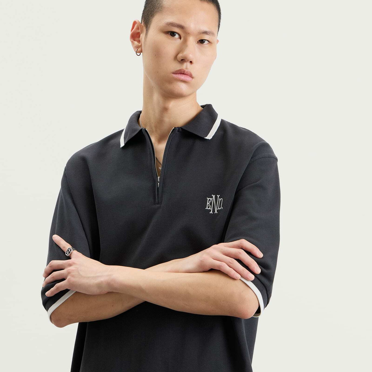 END. Piquet Polo in Cinder Black/Off White