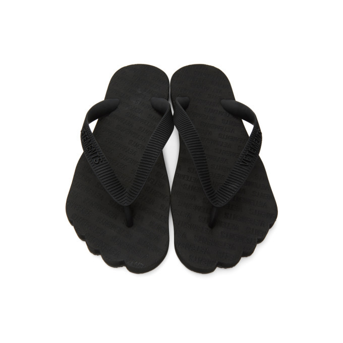 Vetements hot sale flip flops