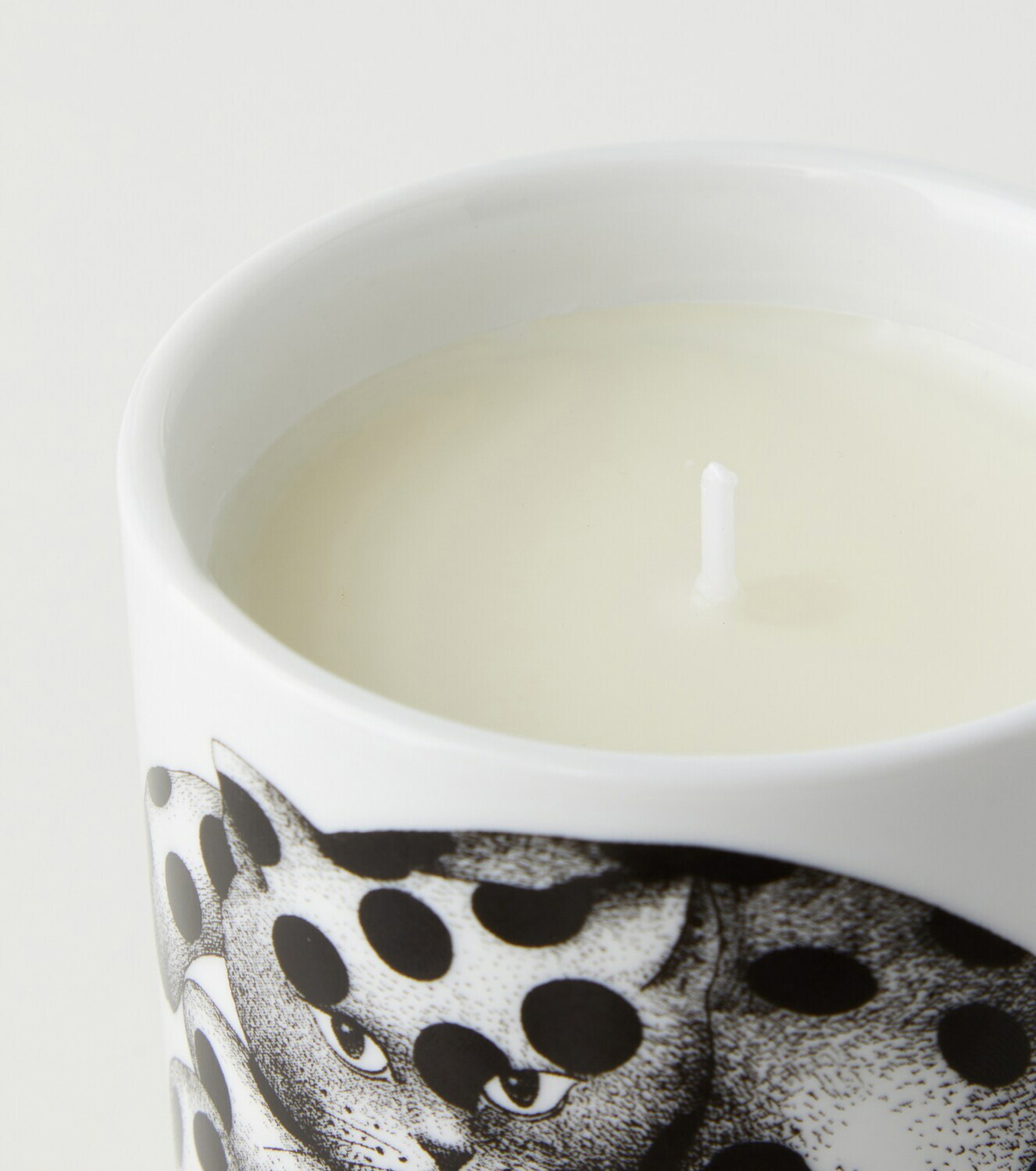 Fornasetti High Fidelity porcelain scented candle