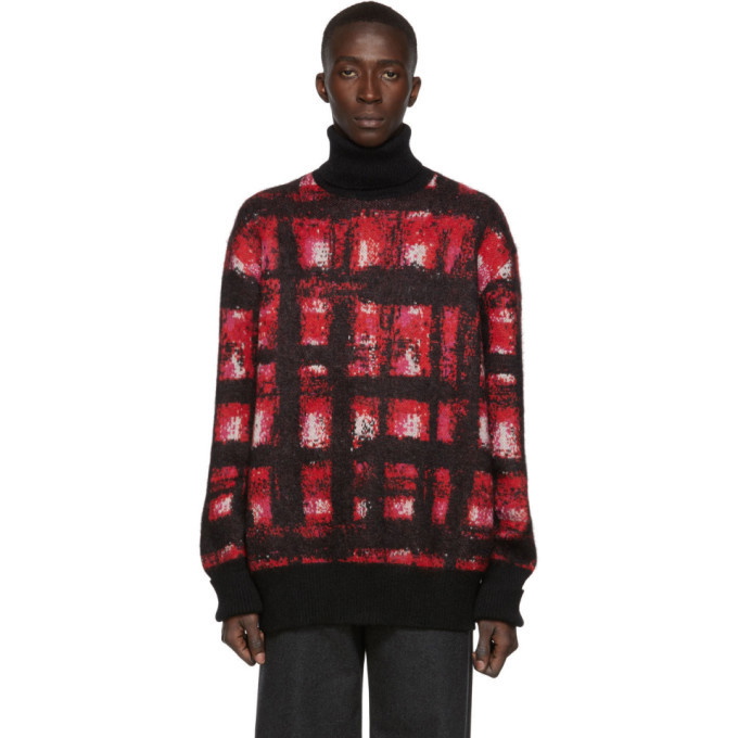 Photo: Alexander McQueen Red and White Mohair Turtleneck