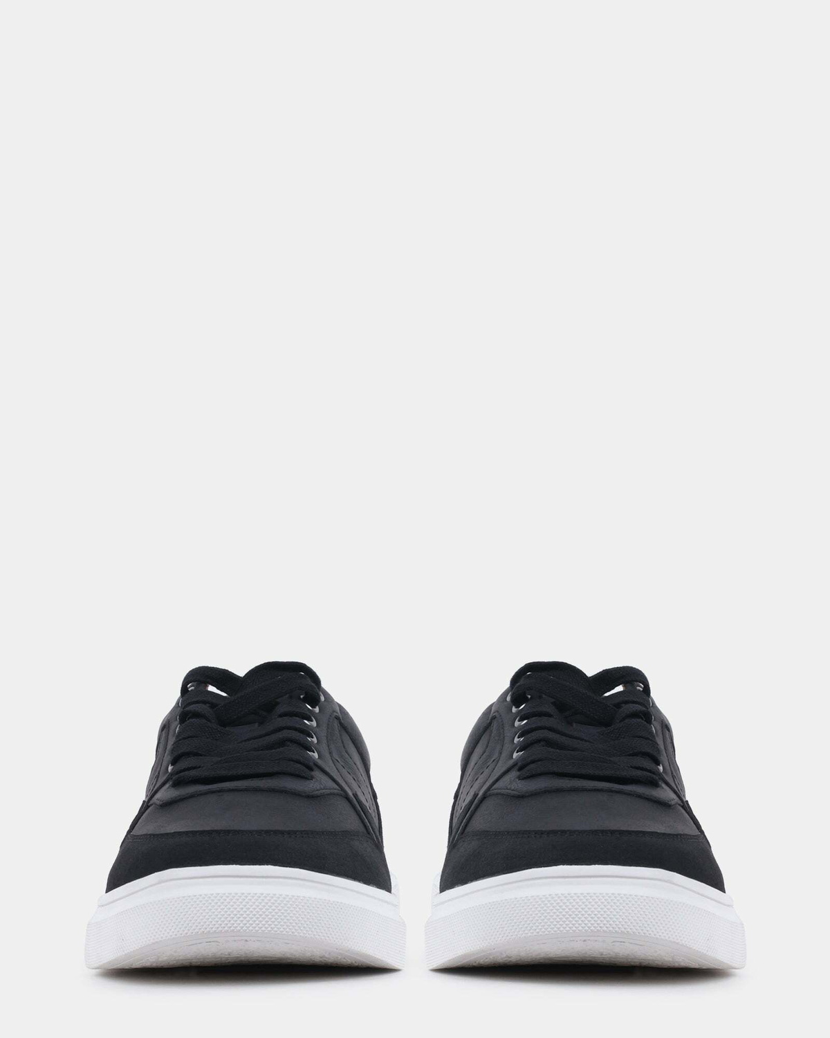 Steve Madden Scenario Sneakers in Black Nubuck