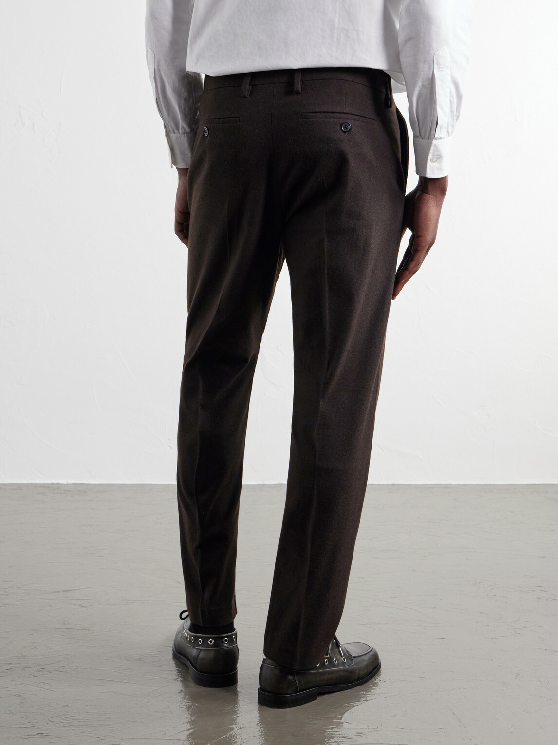 NN07 - Bill 1067 Tapered Pleated Brushed Twill Chinos - Brown