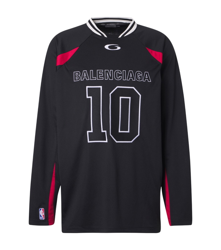 Photo: Balenciaga x NBA logo jersey T-shirt