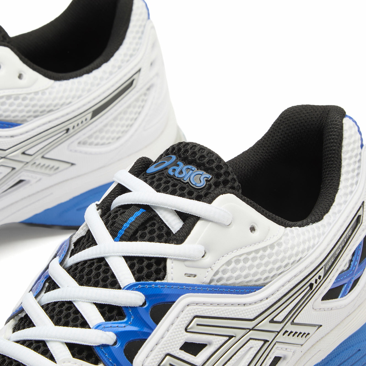 Asics Gel-Sd-Lyte Sneakers in White/Black