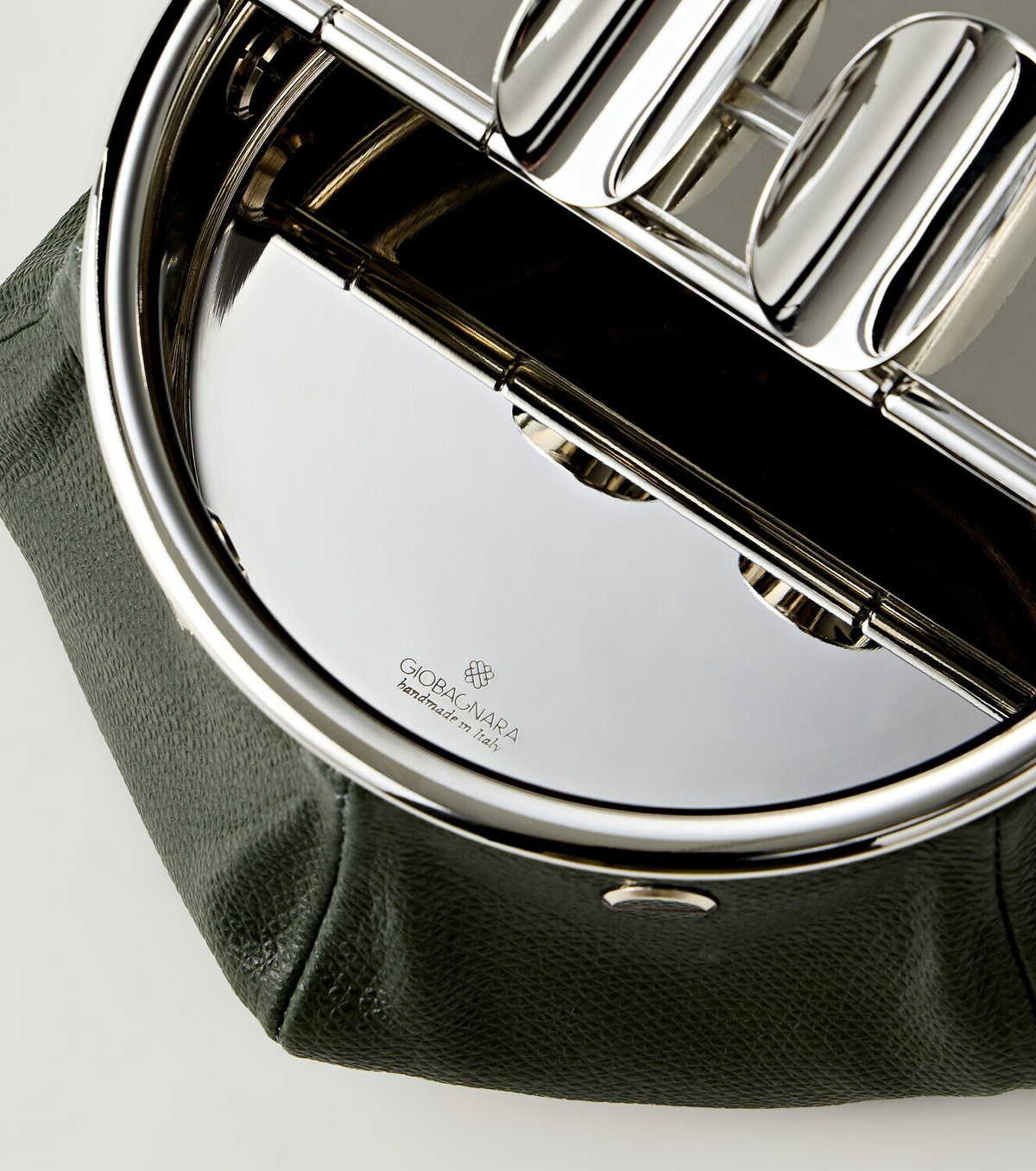 Giobagnara Laurence Bean Bag leather ashtray