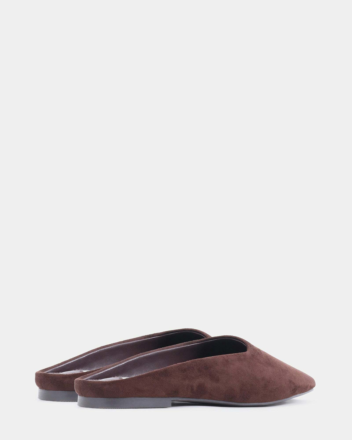 Steve Madden Valid Flats in Brown
