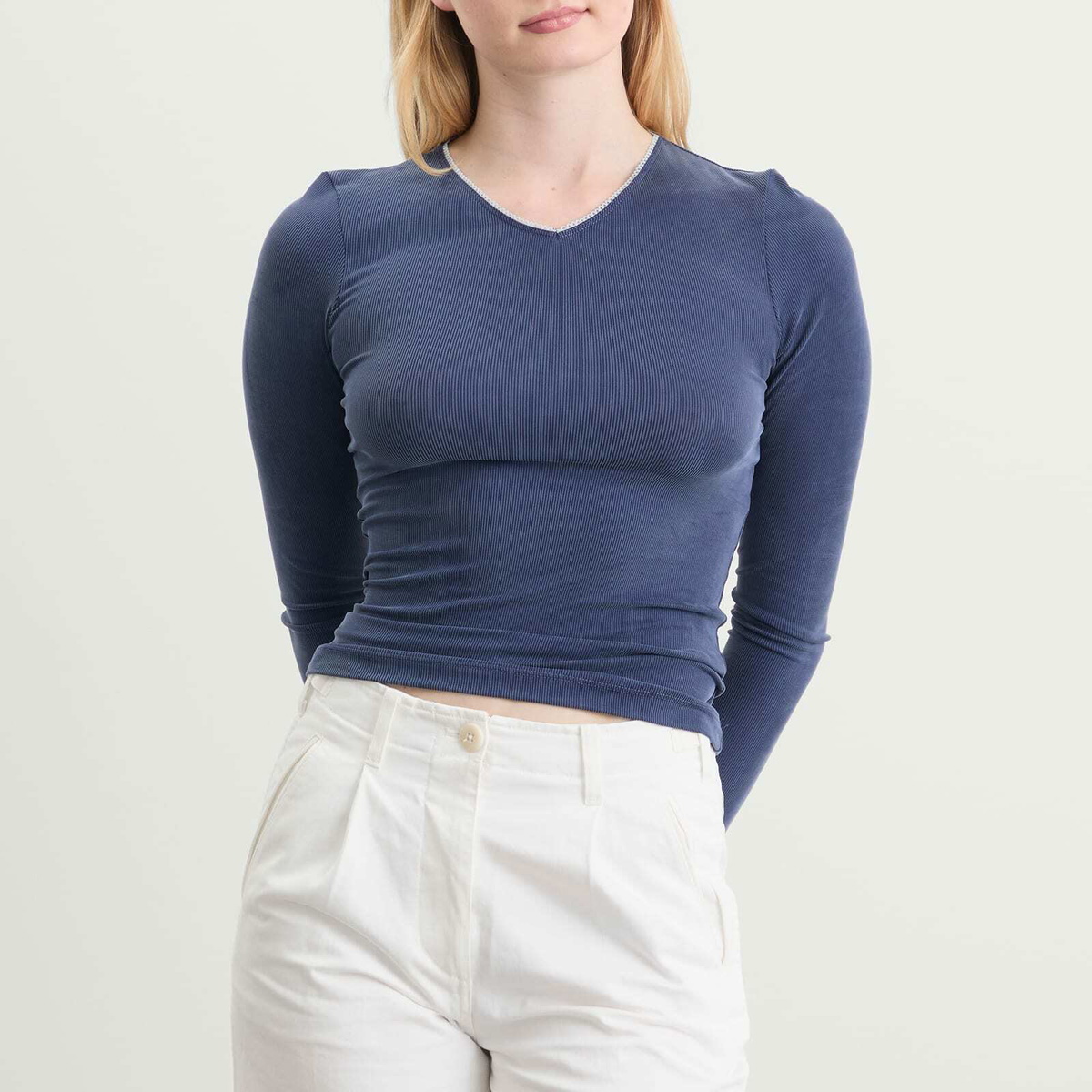 Fruity Booty Women's Second Skins V-Neck in Navy