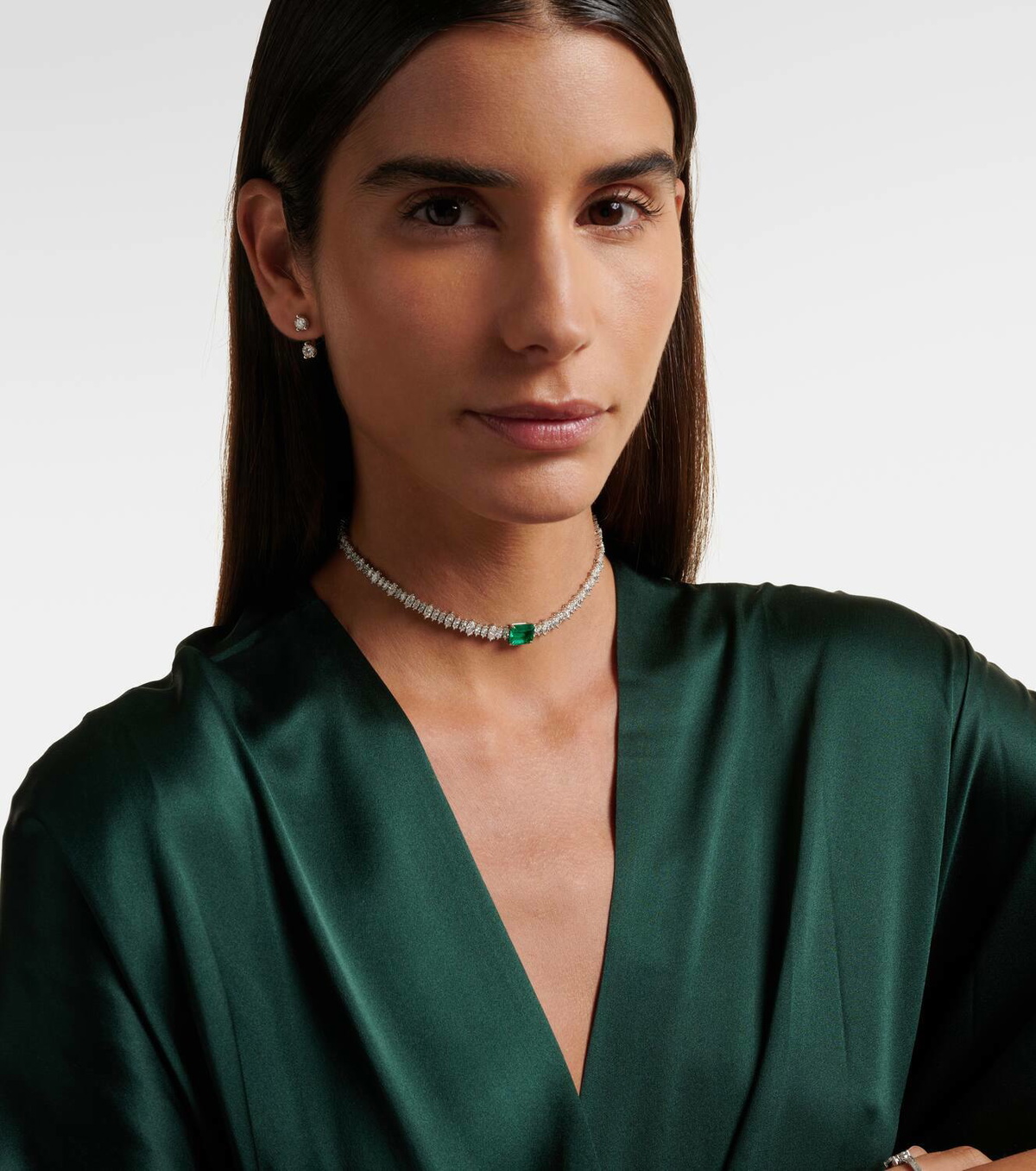 Anita Ko 18kt white gold choker with diamonds and emerald