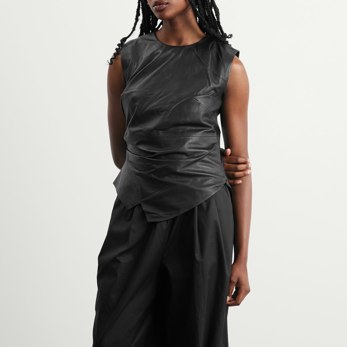 Róhe Women's Sleeveless Draped Leather Top in Black