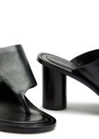 A.emery Hardie 70 Thong Mules Black