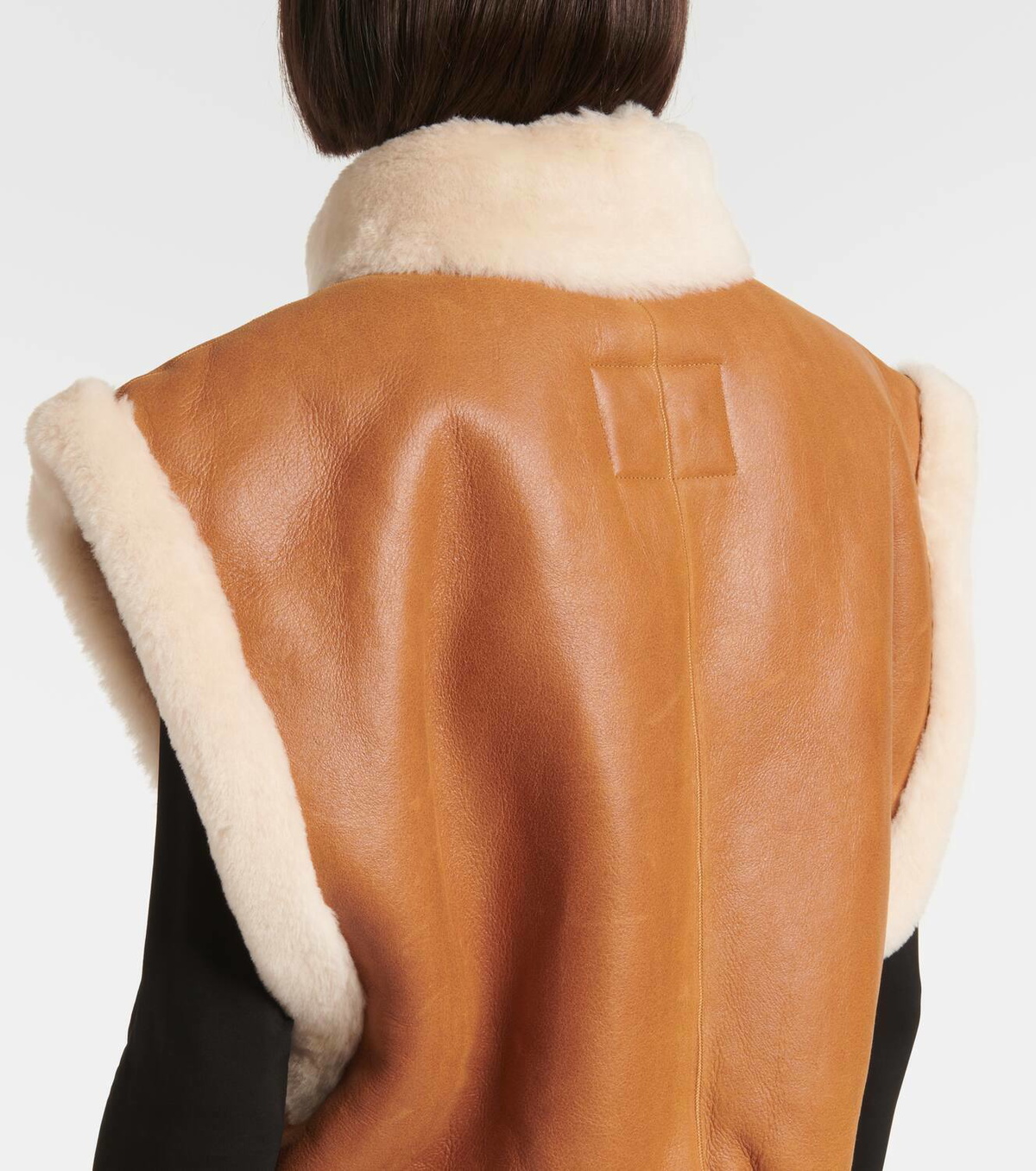 Isabel Marant Edwina shearling-trimmed leather vest Isabel Isabel Marant Edwina shearling-trimmed leather vest Isabel