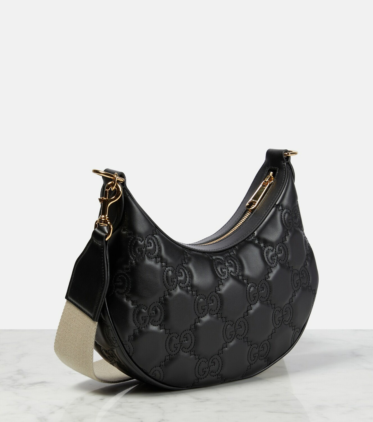 【GUCCI】GG MATELASSE SHOULDER BAG Gucci GG Matelassé Zipped Shoulder Bag - Runway Catalog
