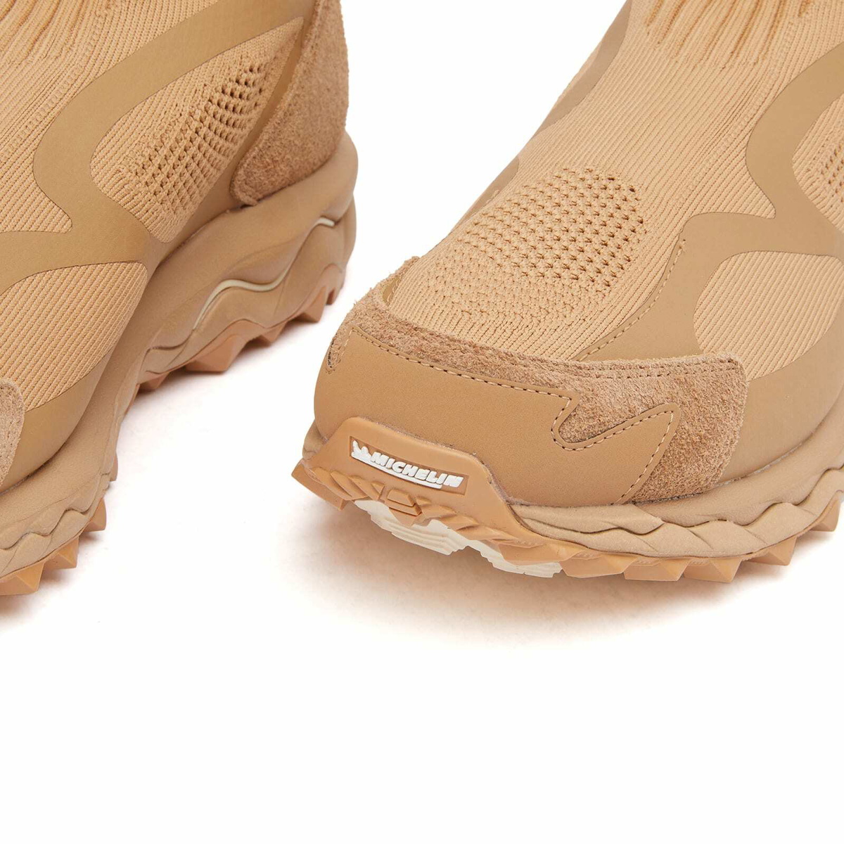Mizuno x Nonnative Wave Mujin Gore-tex Mid Sneaker in Tiger’S Eye/White