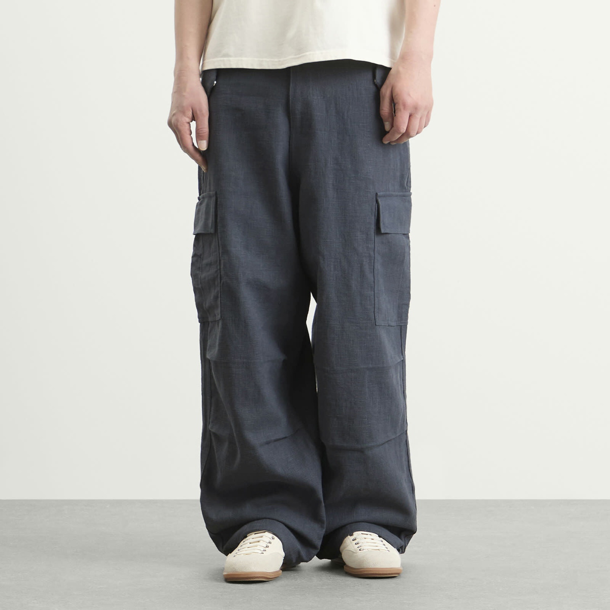 Rhude Men's Linen Parachute Pant in Navy