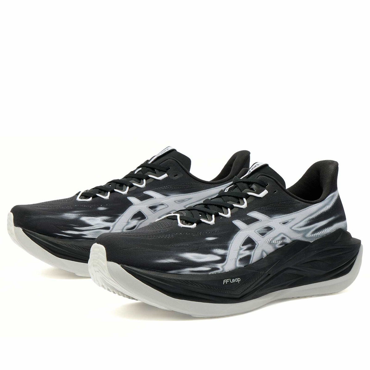 Asics Men's Superblast 3 Sneaker in Black/Black