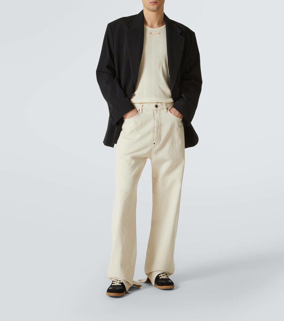 【関税＆送料込み】Maison Margiela Buckle Jeans Blue Loose-Fit Jeans with Buckle | MAISON MARGIELA - Antonia