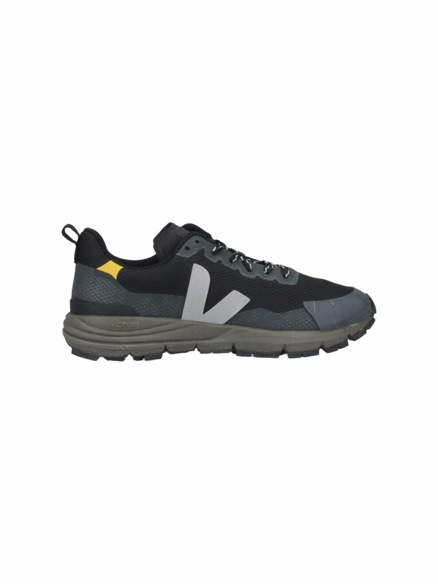 Photo: Veja Dekkan Sneakers