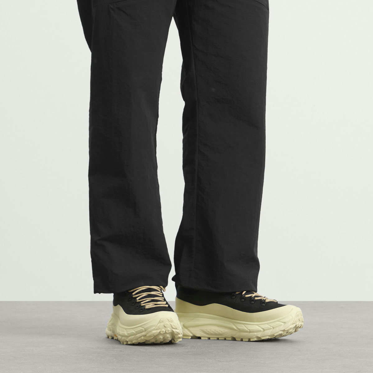 HOKA ONE ONE Men's Tor Summit Sneaker in Black/Pampas Grass