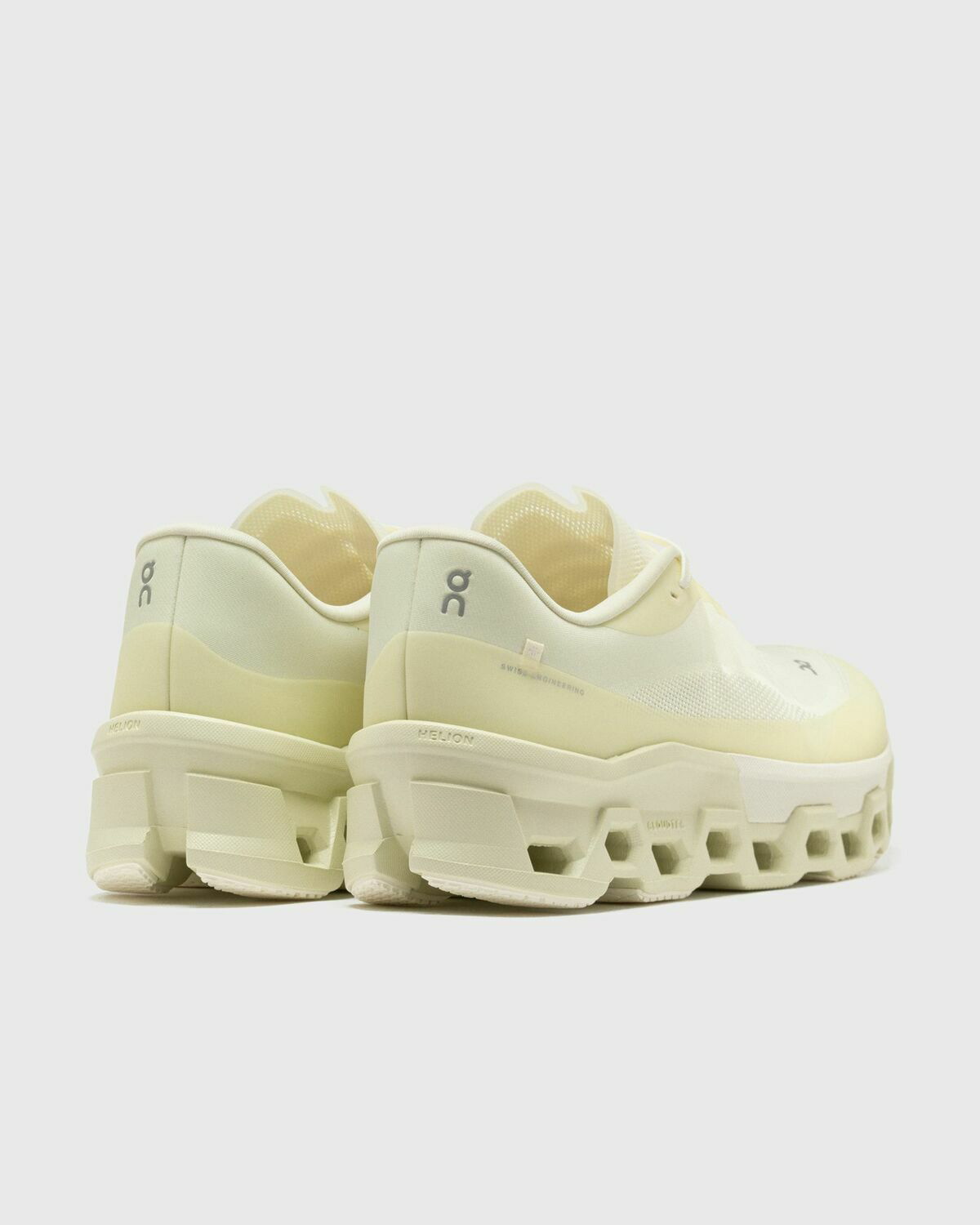 On X Paf Cloudmonster 2 White Lowtop/Performance & Sports On