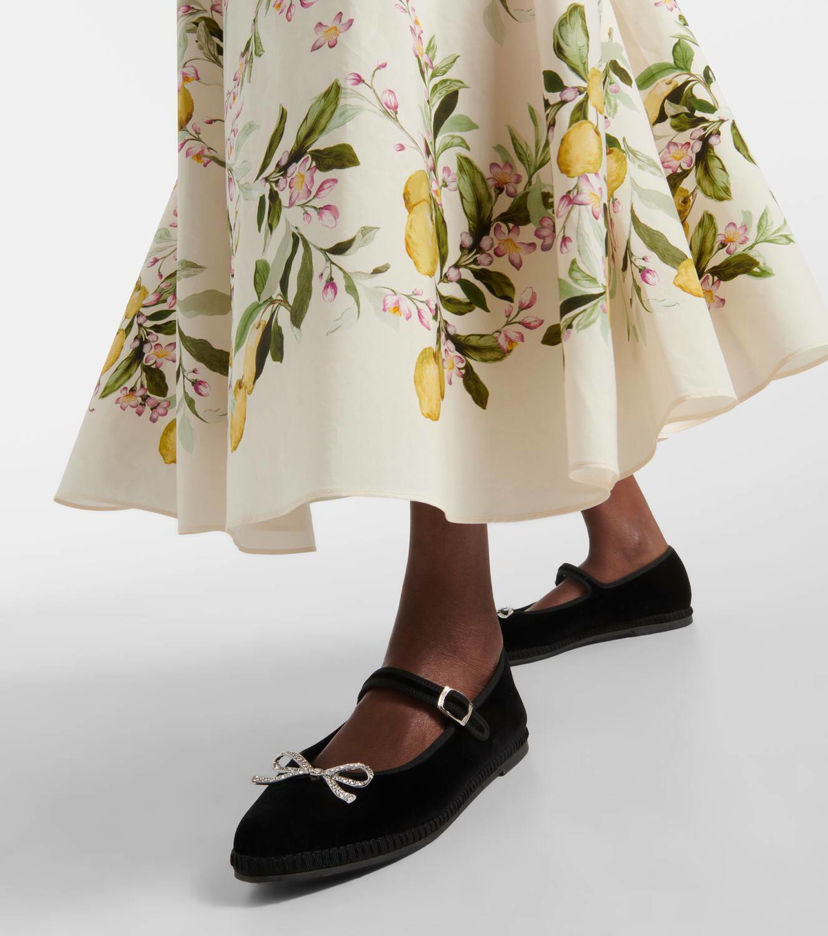 Giambattista Valli Bow-detail velvet ballet flats
