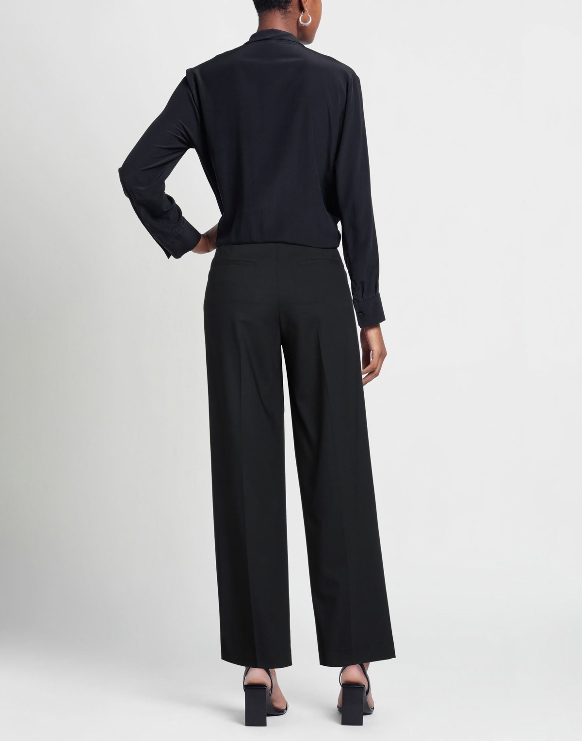 Peserico Easy Womens Pants Midnight in Blue