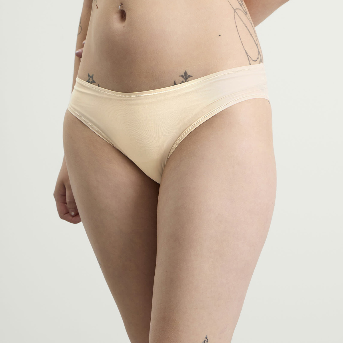 SKIMS Women's Fits Everybody Cheeky Brief in Sand