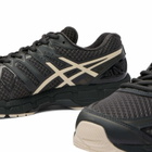 Asics Men's GEL-KAYANO 20 Sneaker in Obsidian Grey/Oatmeal