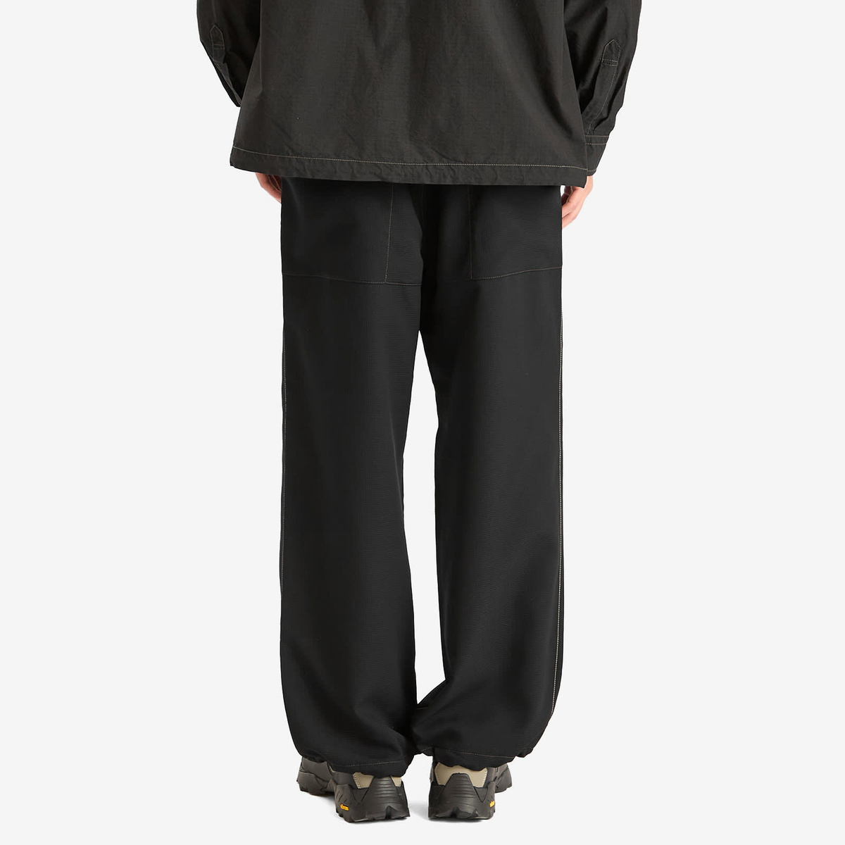 and wander Men's Vent Trousers in Black