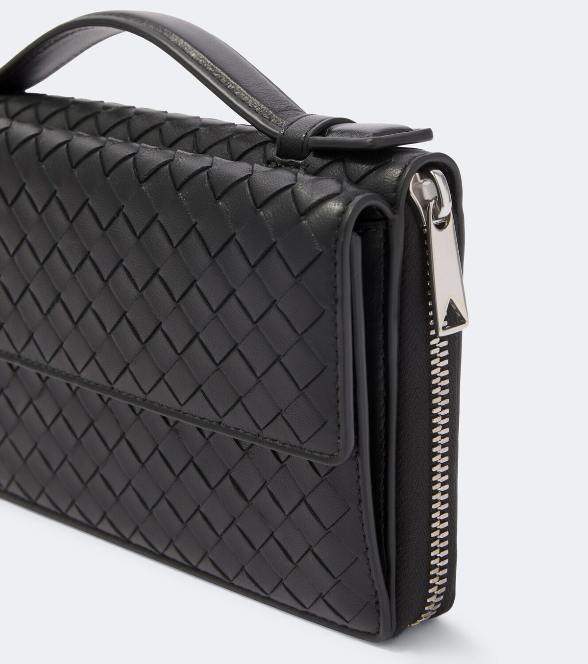 Bottega Veneta Intrecciato leather pouch