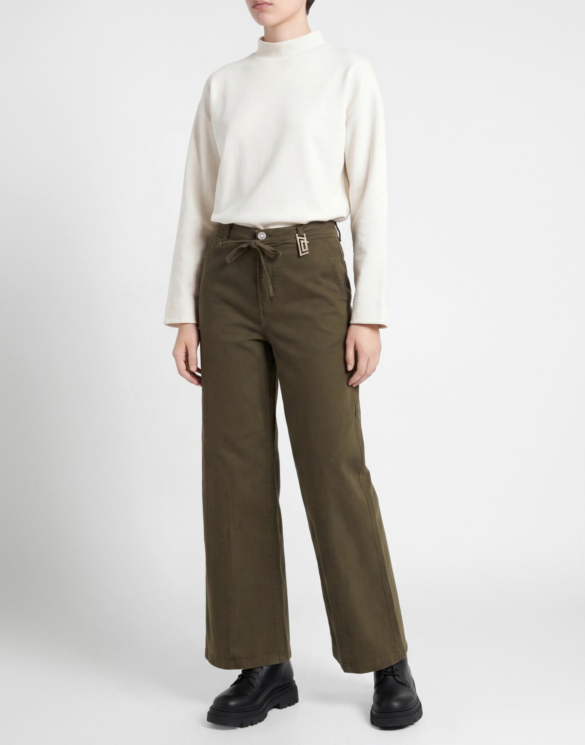 Jijil Womens Pants Military in Green