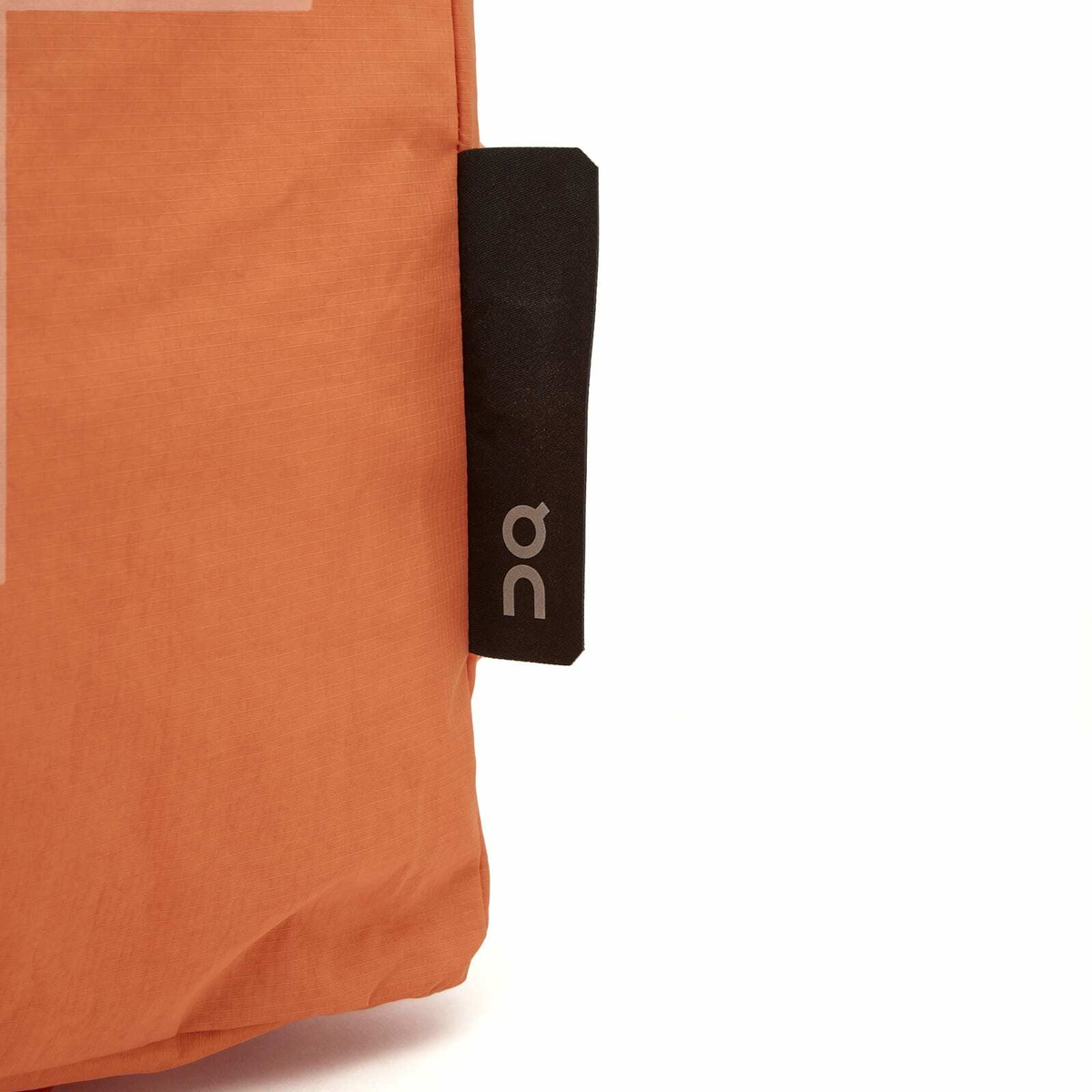ON Cargo Pack 60L in Desert Glow 